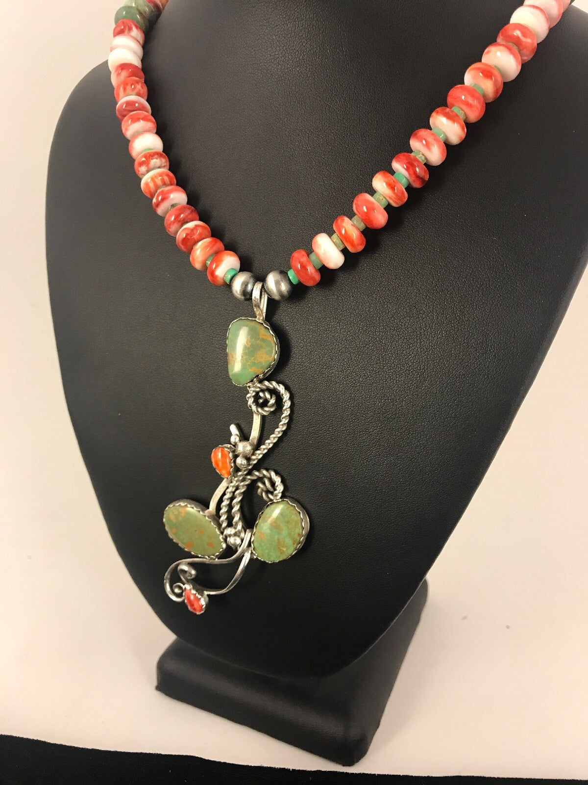 Green Turquoise, Spiny Oyster Pendant Sterling Silver Beads Necklace 8486