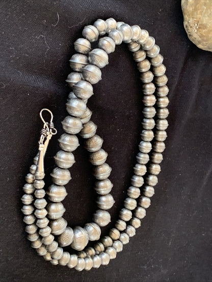 Hand Stamped Bench Navajo Pearls Graduated Sterling Silver Bead Necklace 36”