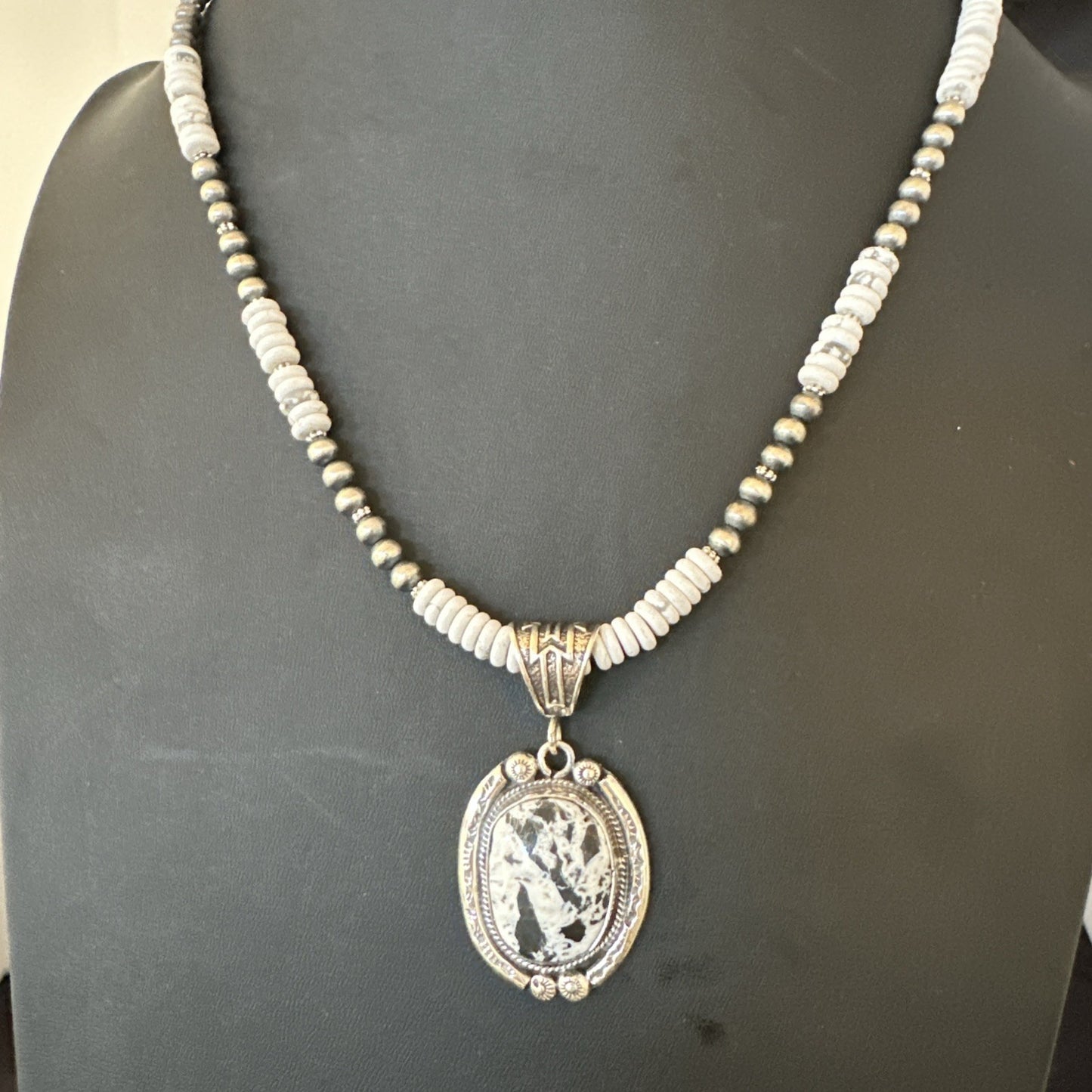 White Buffalo Turquoise Pendant Navajo Pearls Sterling Silver Necklace 20” 19499