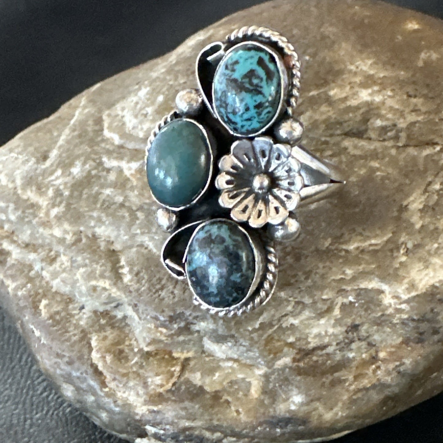 Yazzie Ring Blue Turquoise Navajo Sterling Silver Cluster Size 8.5 19238