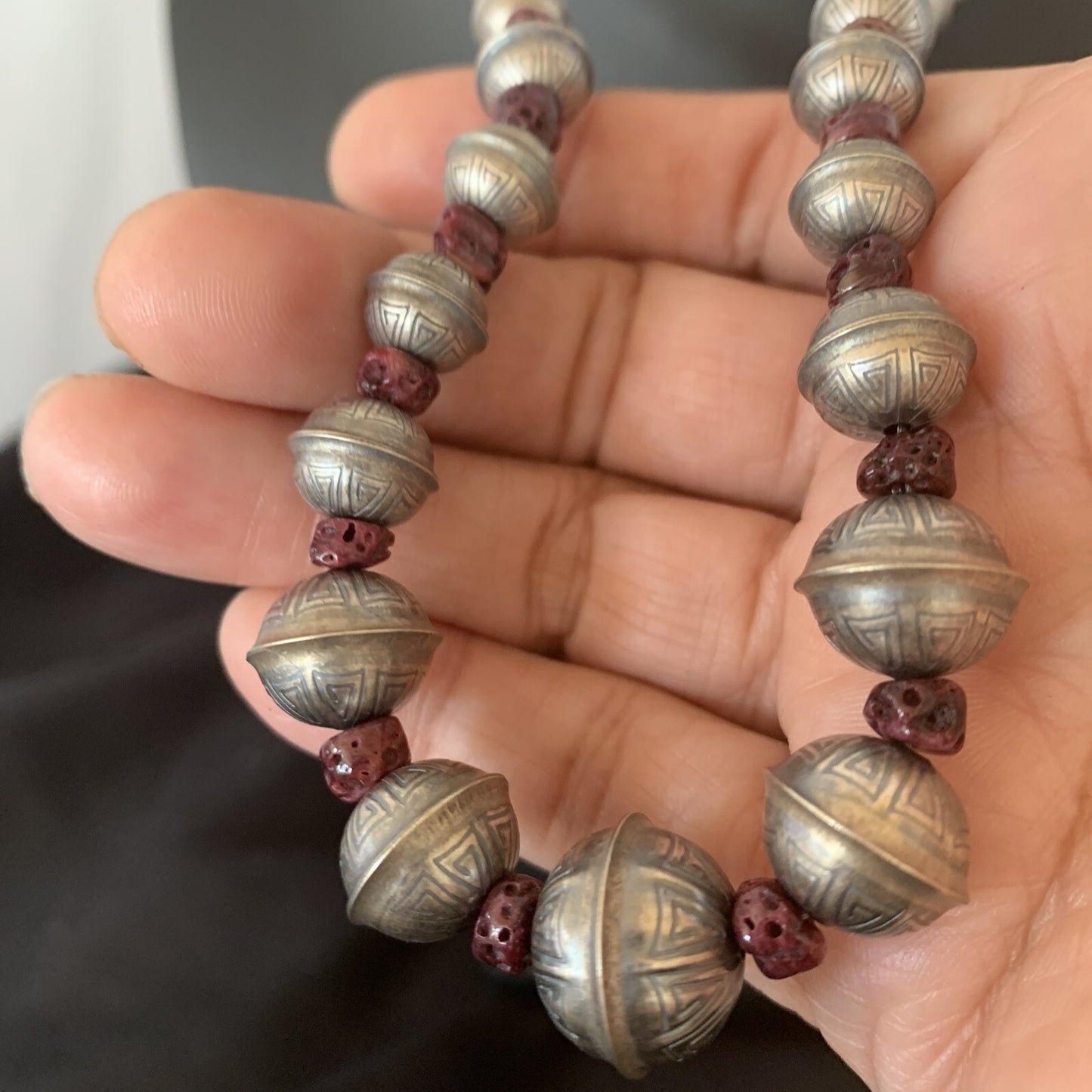 Purple Spiny Oyster Navajo Pearls Sterling Silver Bead Necklace 95507