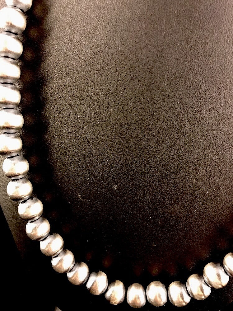 Native American 12mm Sterling Silver Navajo Pearls 22" Hook & Eye Cone Necklace