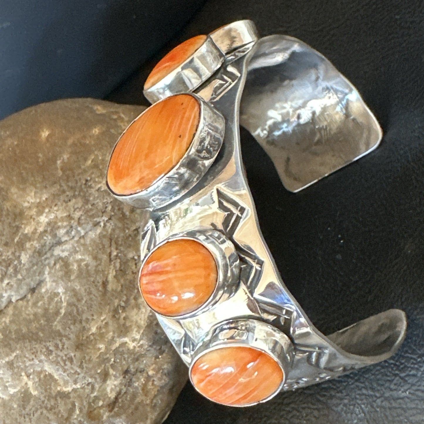 Orange Spiny Oyster 5 Stone Row Sterling Silver Navajo Cuff Bracelet 7.7" 19475