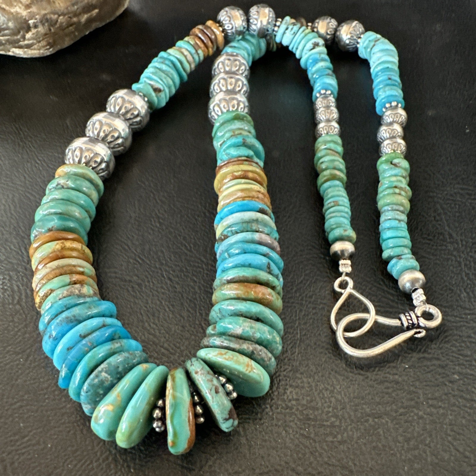 WoMens Blue Green Turquoise Navajo Sterling Silver Necklace 24” 19493