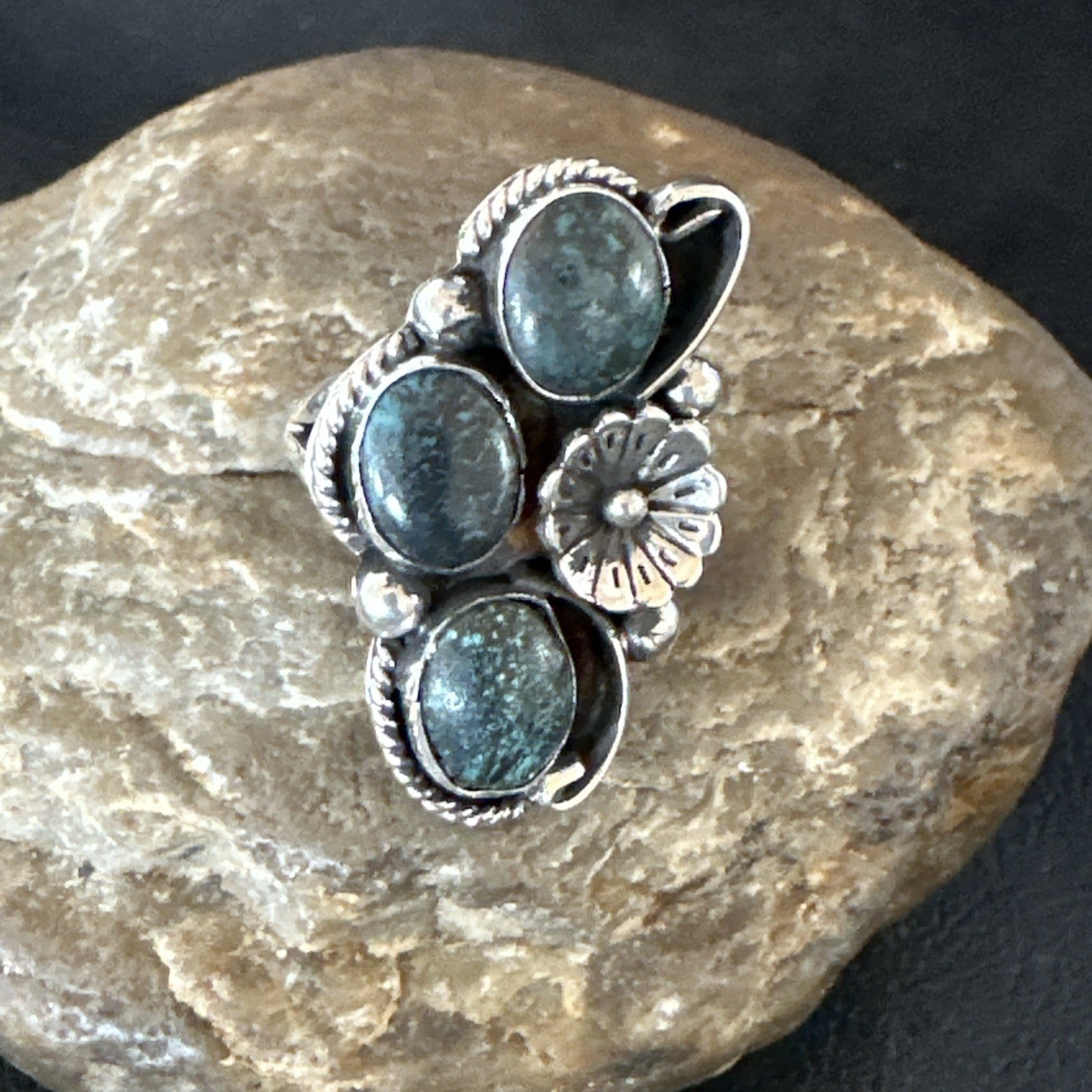 Yazzie Ring Blue Turquoise Navajo Sterling Silver Cluster Size 9.5 19241