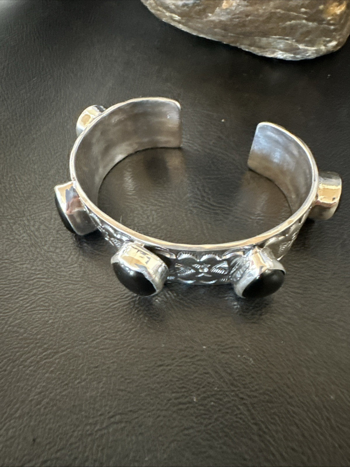 Mens Womens Navajo Sterling Silver Black Onyx Cluster Cuff Bracelet 7.5" 19433