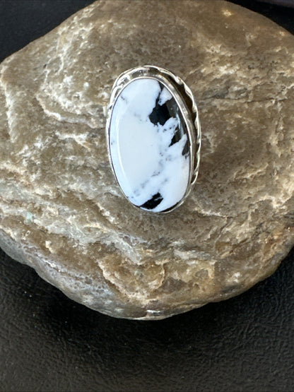 White Buffalo Turquoise Navajo Sterling Silver Ring Size 8 19800