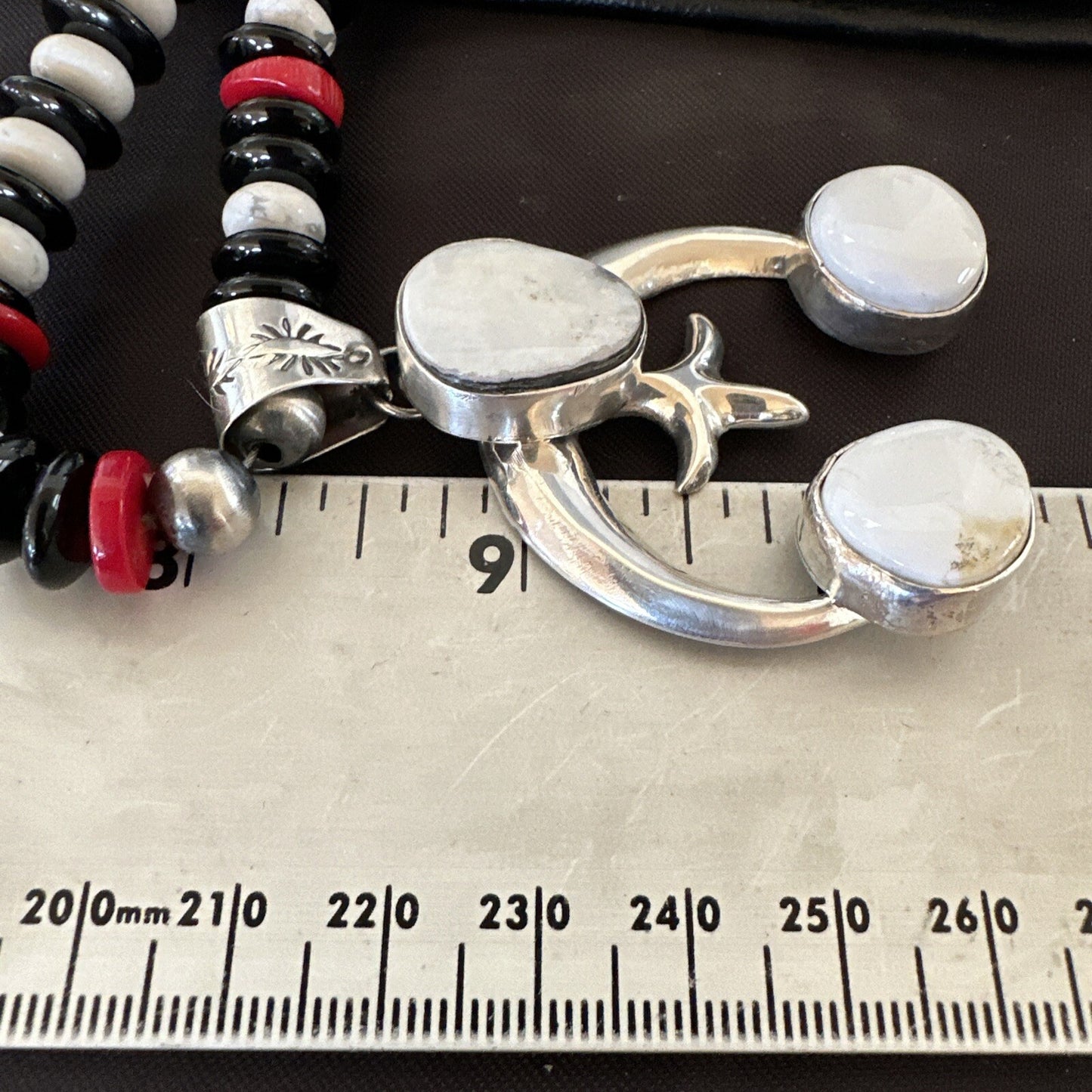White Buffalo Turquoise Naja Pendant Navajo Sterling Silver Onyx Necklace 17866