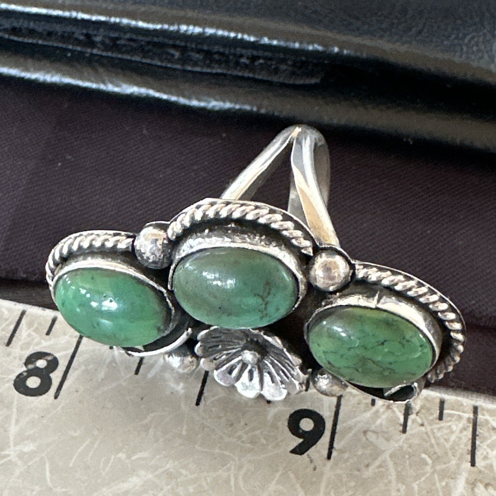 Yazzie Ring Green Turquoise Navajo Sterling Silver Cluster Size 7 19244