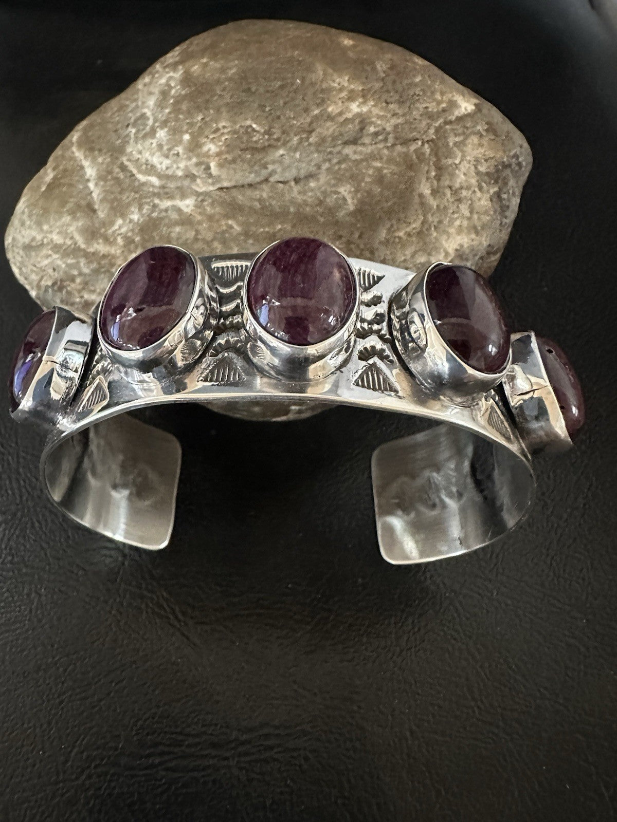 Purple Spiny Oyster Row 5 Stone Sterling Silver Navajo Cuff Bracelet 19473