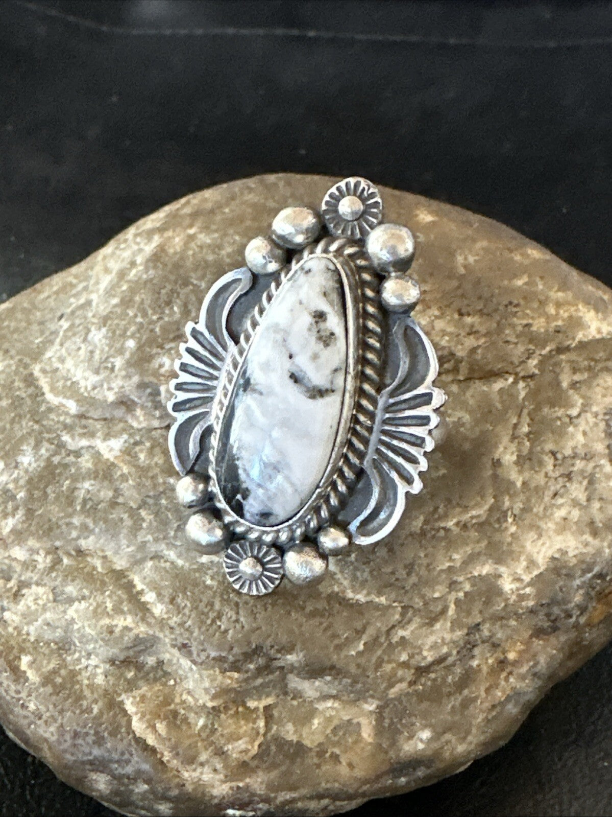 White Buffalo Turquoise Navajo Sterling Silver Ring Size 6 18624