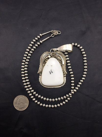 White Buffalo Turquoise Pendant Navajo Sterling Silver Beads Necklace 04529