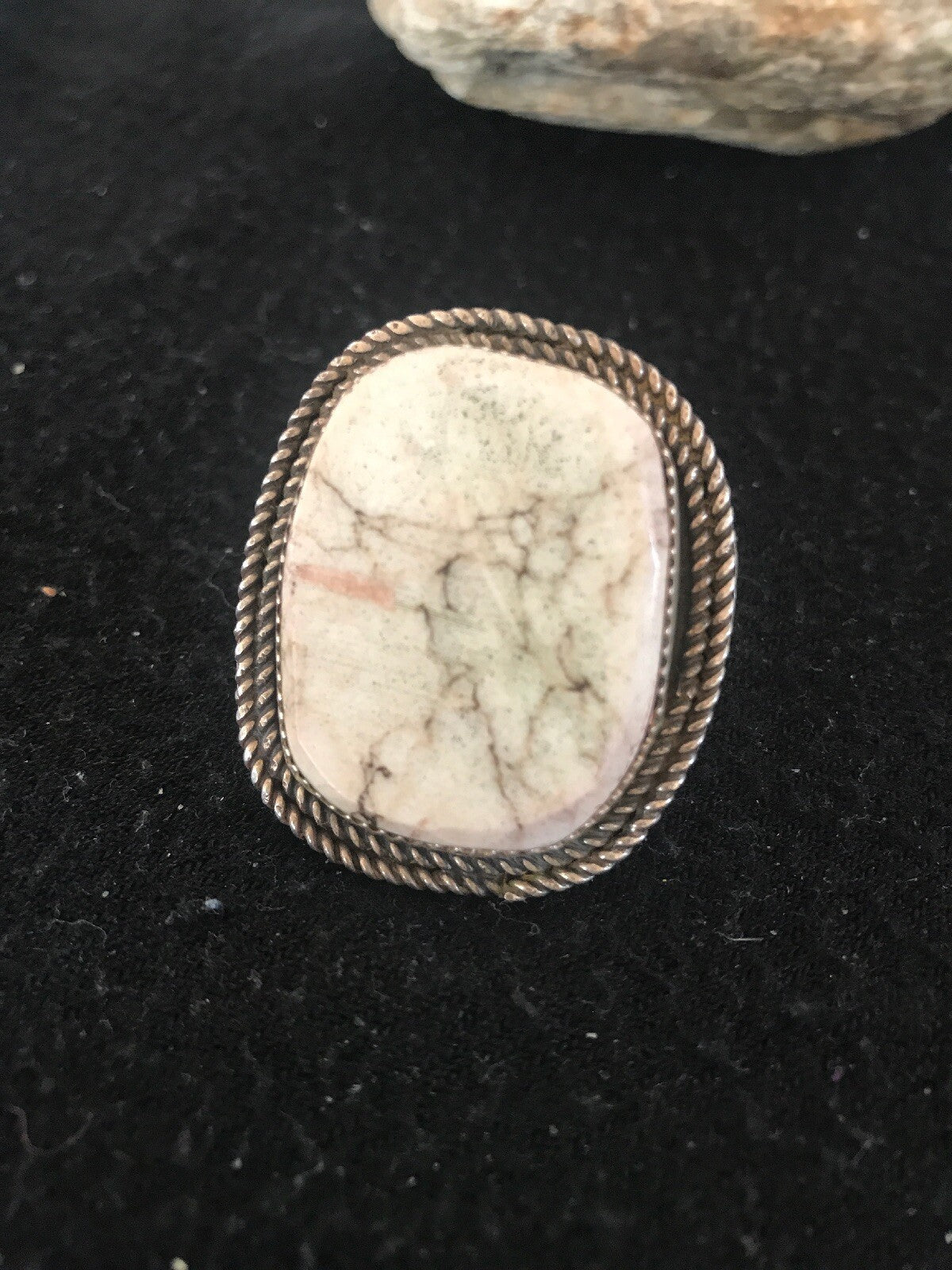 White Wild Horse Turquoise Navajo Sterling Silver Ring Size 5.5 2937