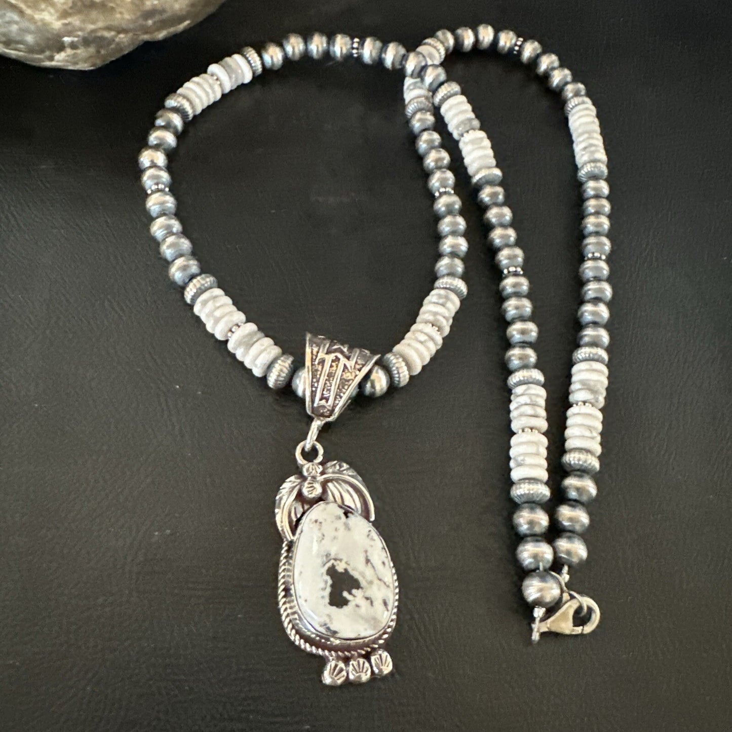 Men Women White Buffalo Turquoise Pendant Navajo Sterling Silver Necklace 17718