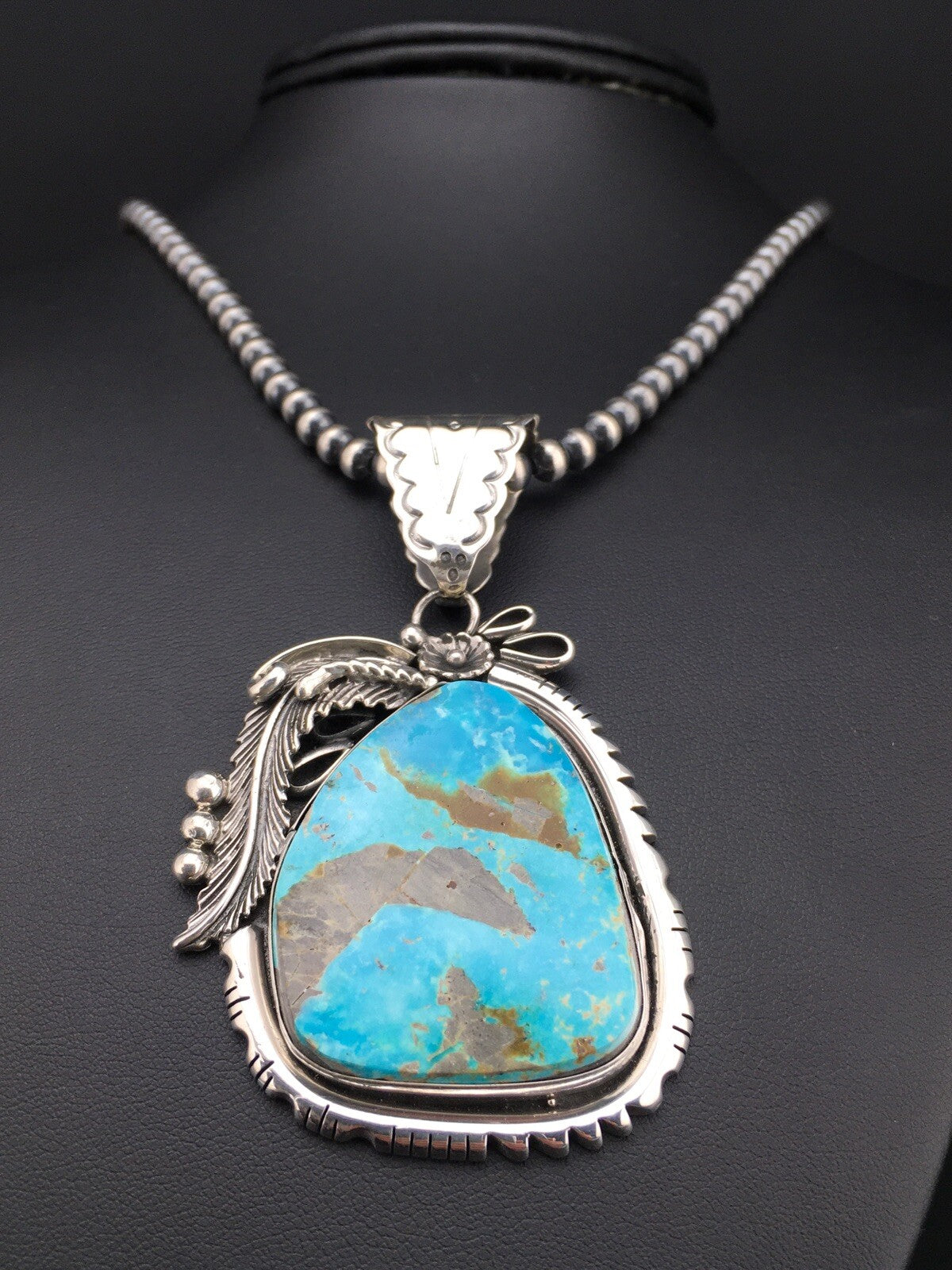 Kingman Turquoise Pendant Navajo Pearls Sterling Silver Necklace 04819