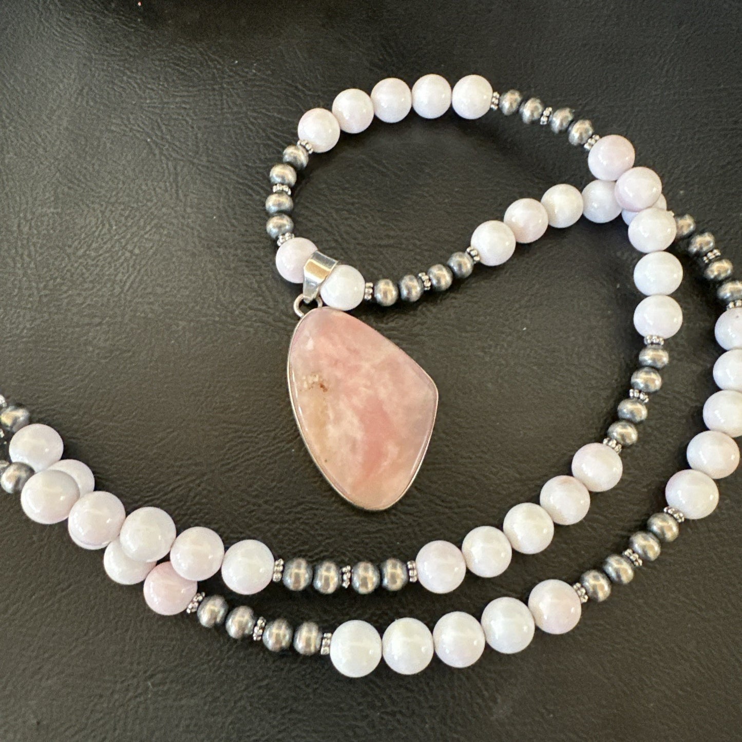 Southwestern Sterling Silver Pink Queen Conch Bead Necklace Pendant 20" 19556