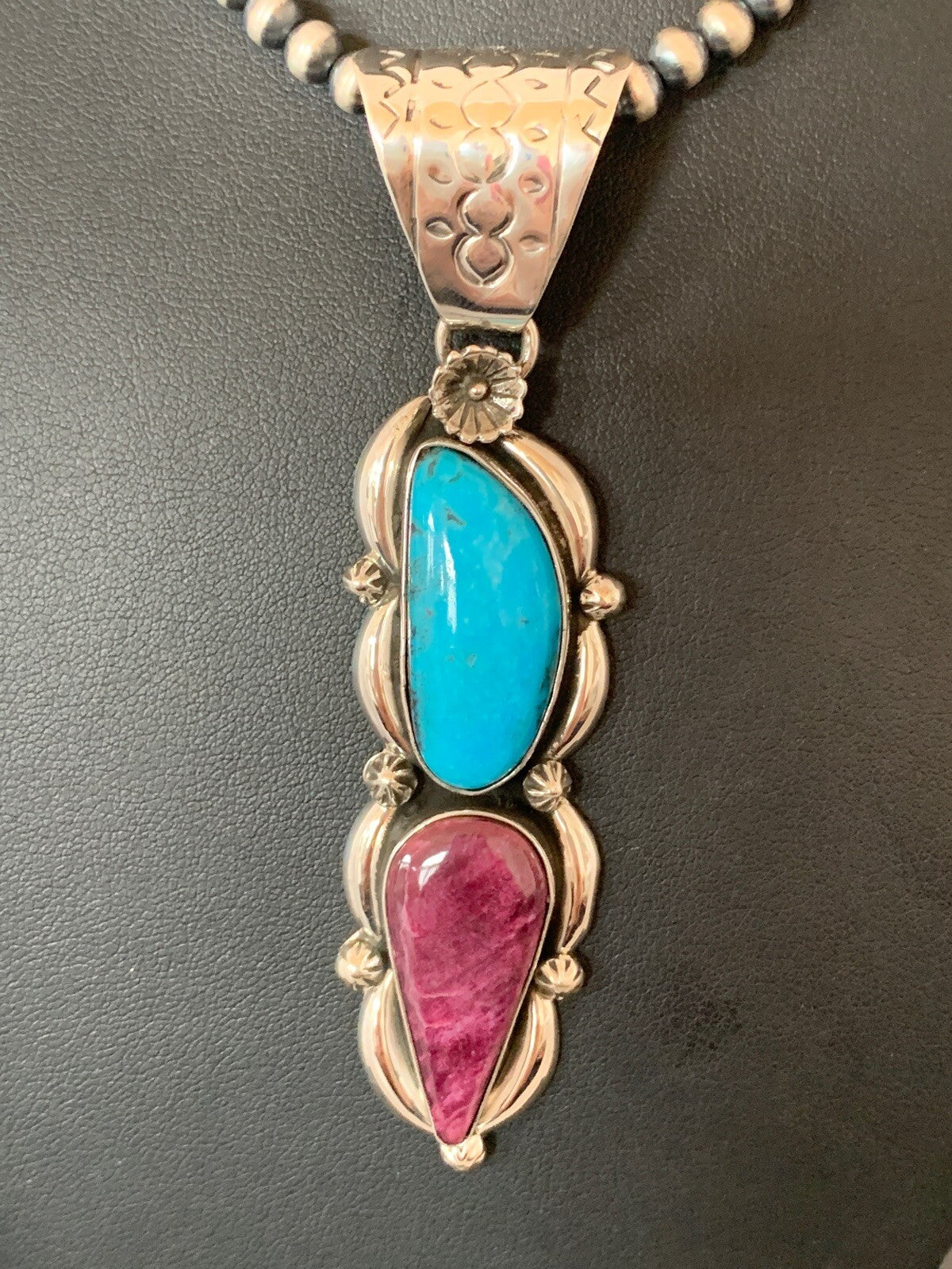 Kingman Turquoise & Spiny Oyster Pendant Navajo Sterling Silver Necklace 04576