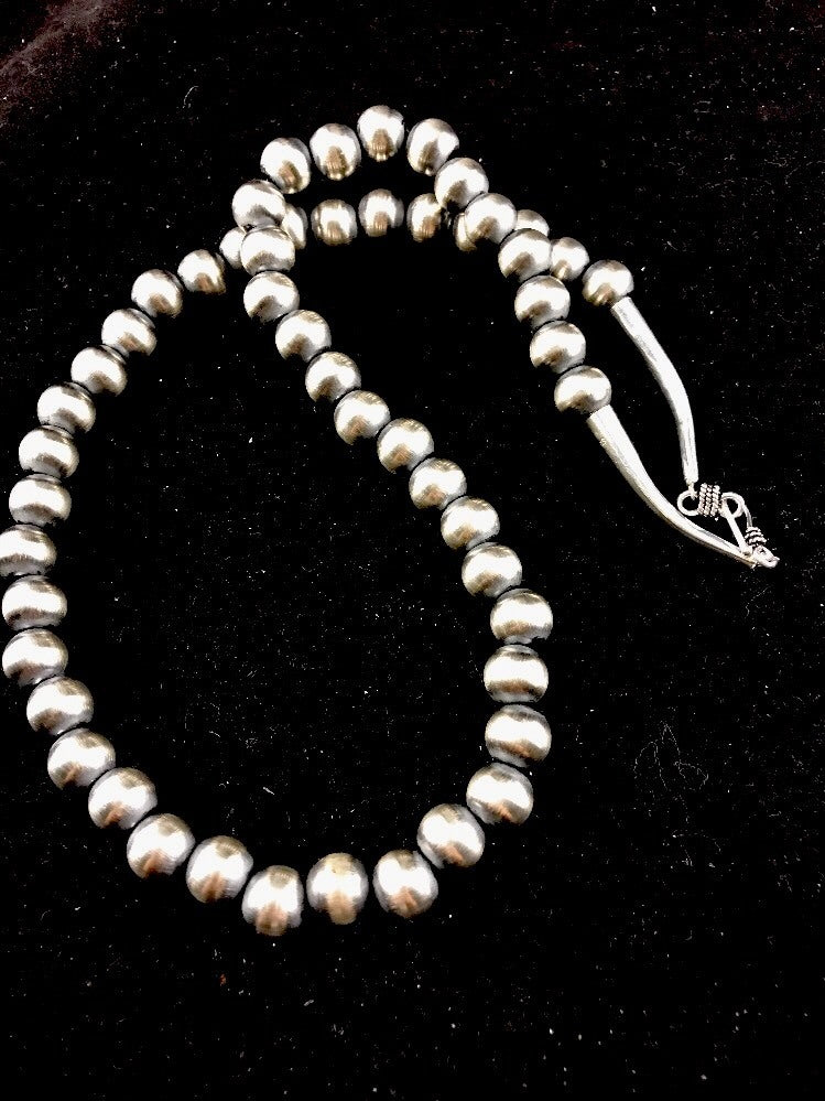 Native American 12mm Sterling Silver Navajo Pearls 22" Hook & Eye Cone Necklace