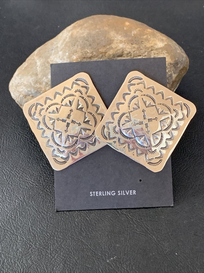 Womens Navajo Sterling Silver Earrings 01674
