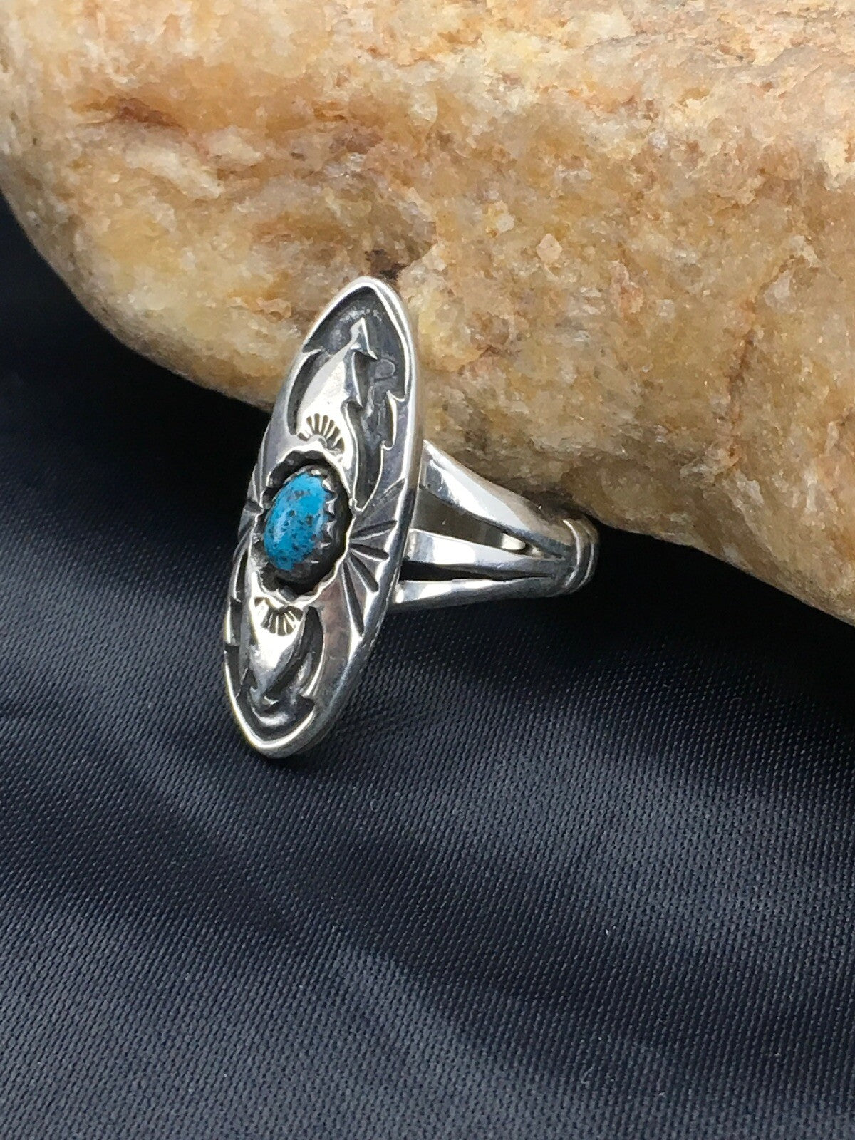 Old Pawn Shadow Box Navajo Sterling Kingman Turquoise Ring Set5.75 2625