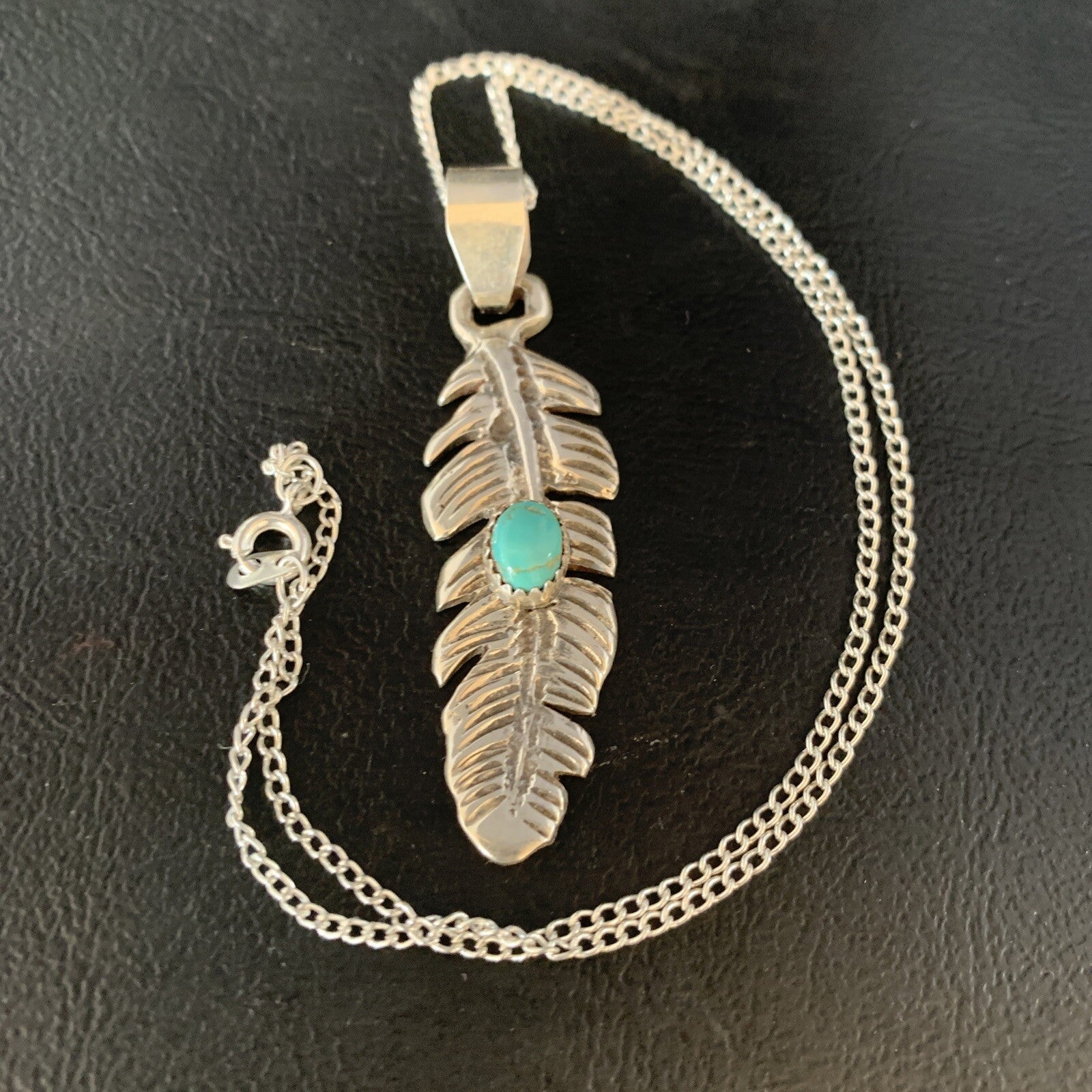 Womens Navajo Blue Turquois Sterling 16" Necklace Feather Pendant 13686