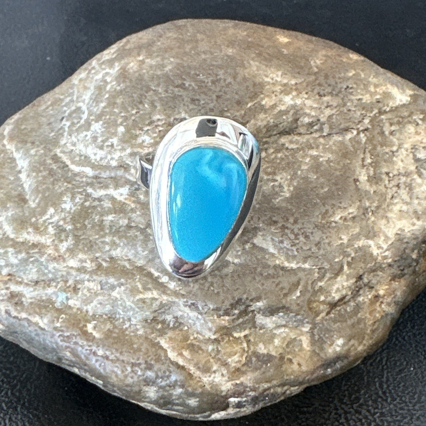 Southwestern Sterling Silver Blue Kingman Turquoise Ring Size 8 18519
