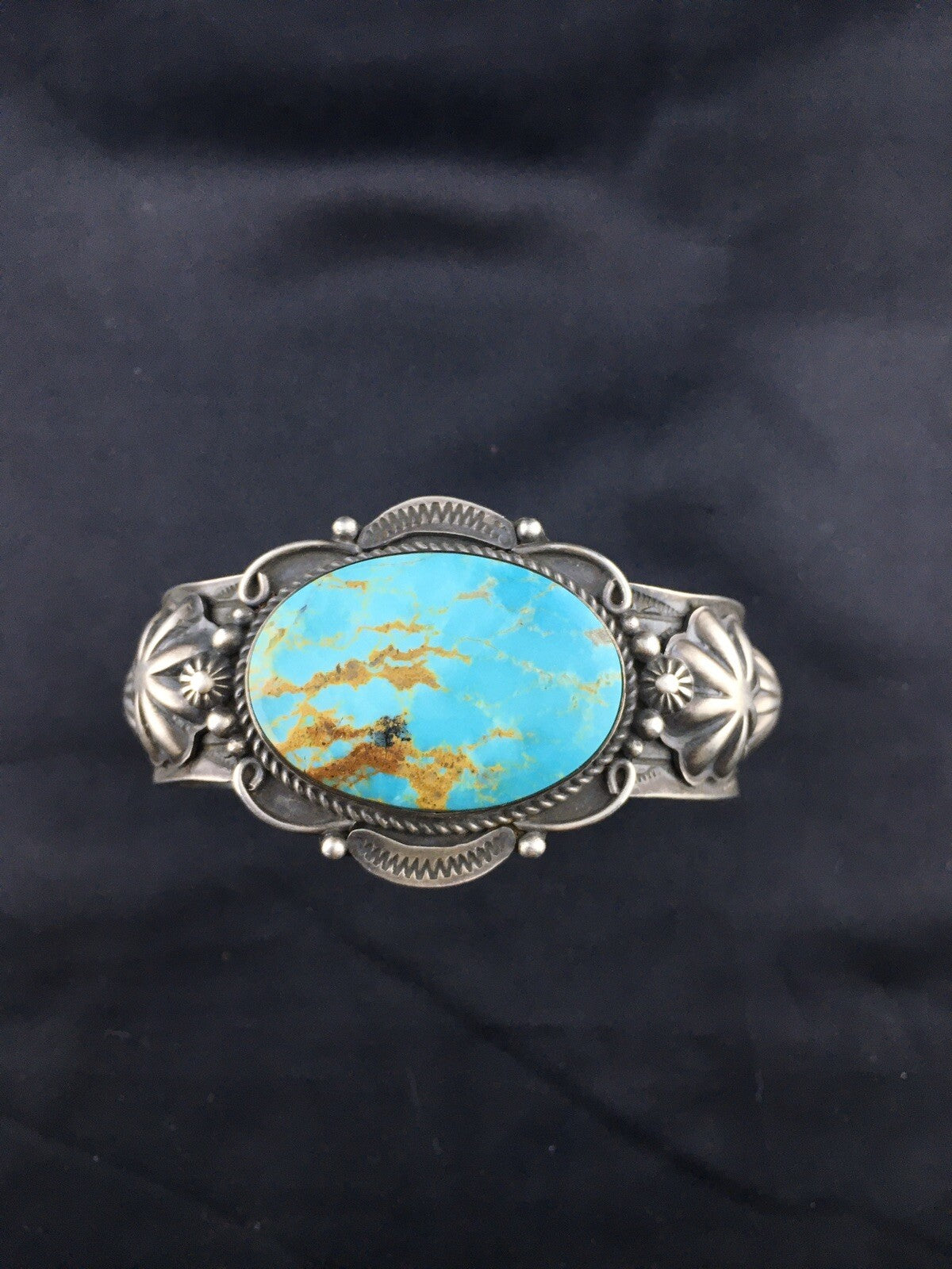 Kingman Turquoise Navajo Sterling Silver Cuff Bracelet 04538