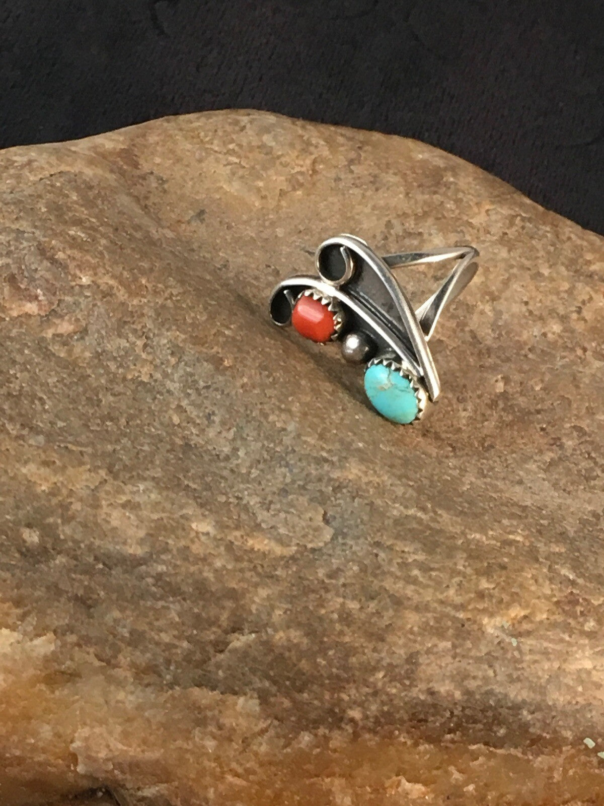 Mens Turquoise & Coral Navajo Sterling Silver Ring Size 6.5 08714