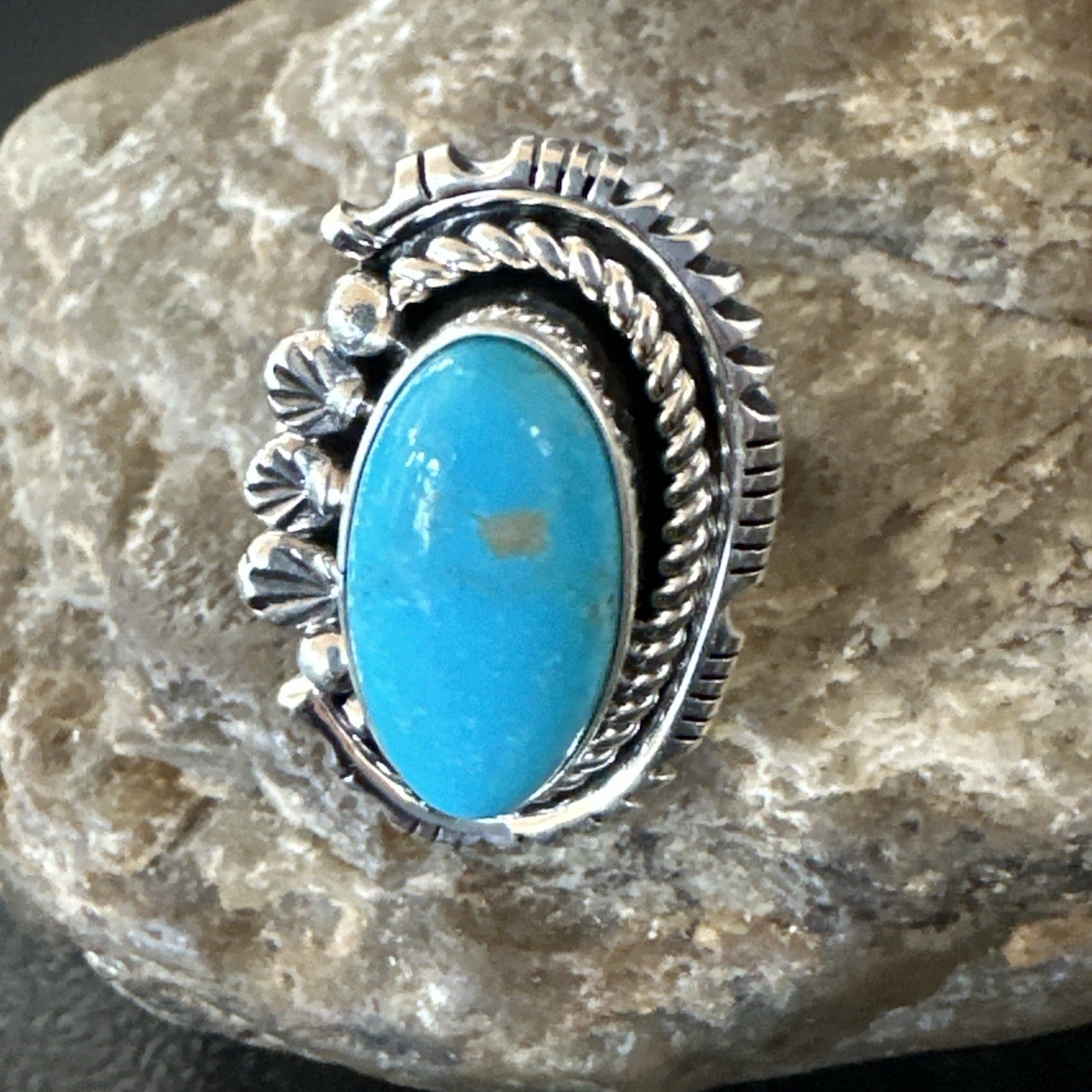 Yazzie Handmade Navajo Sterling Silver  Blue Kingman Turquoise Ring Sz 8.5 19627