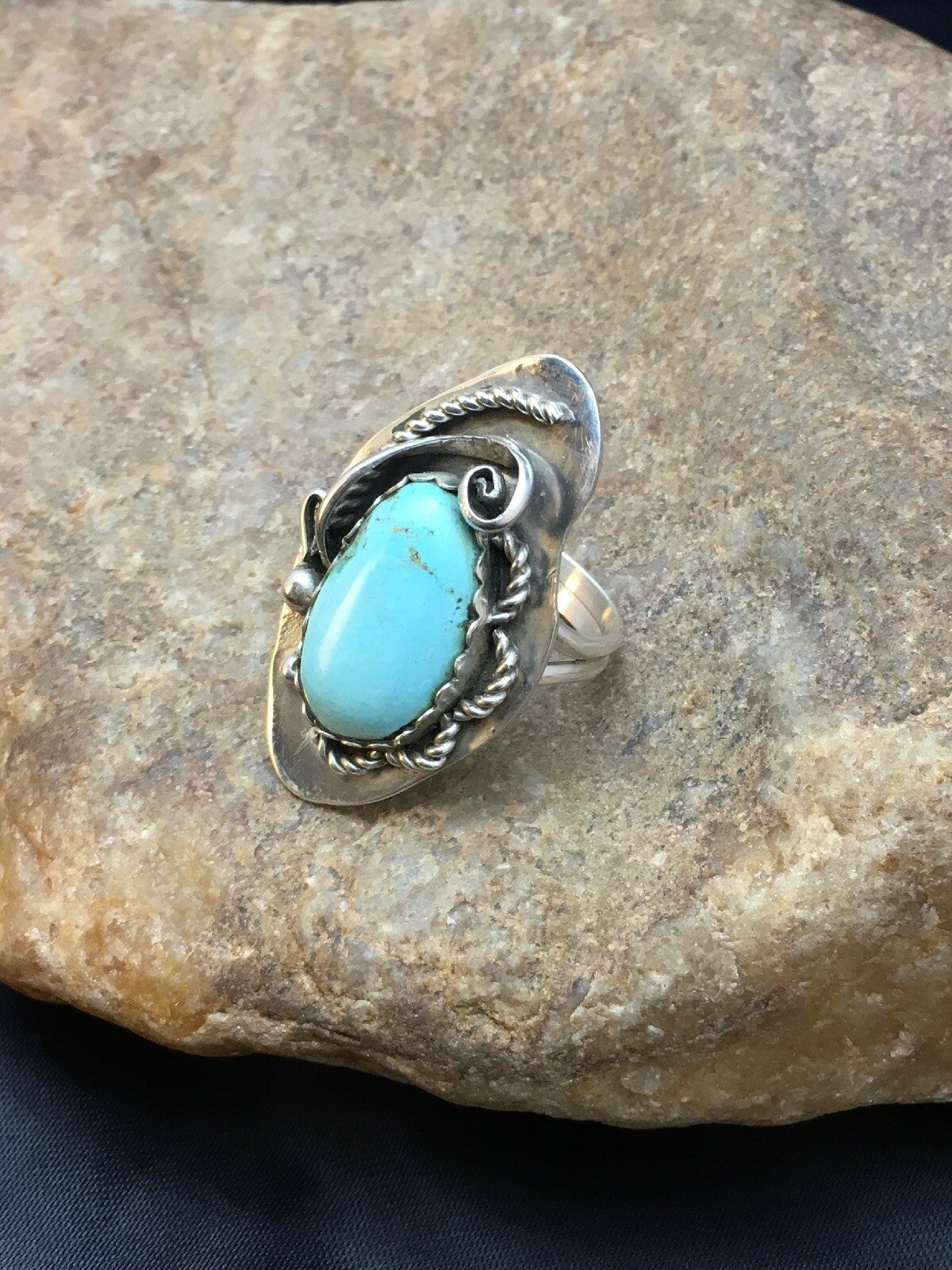 Blue Turquoise Navajo Sterling Silver Ring Size 7.25 02510