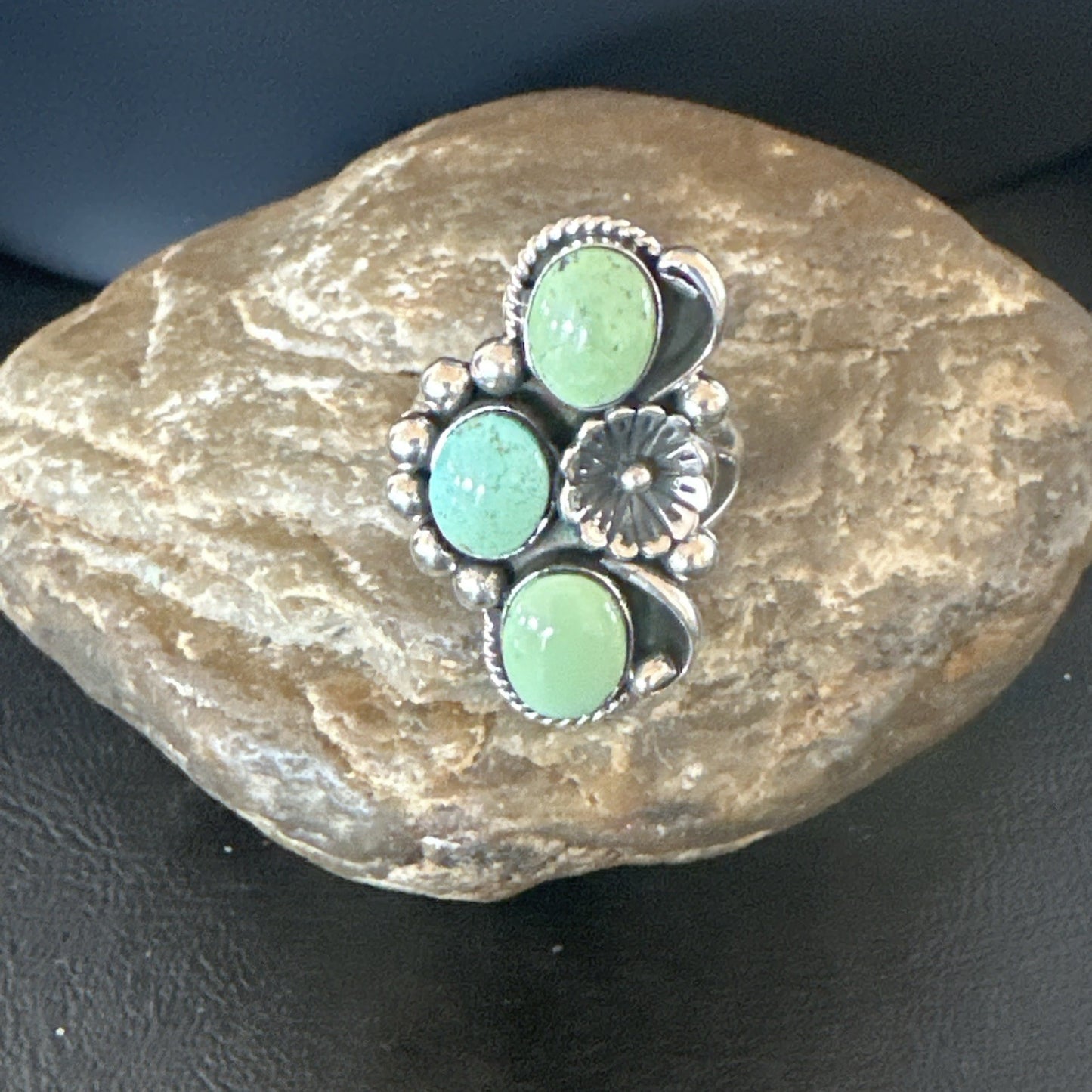 Yazzie Ring Green Turquoise Navajo Sterling Silver Cluster Size 9 19210