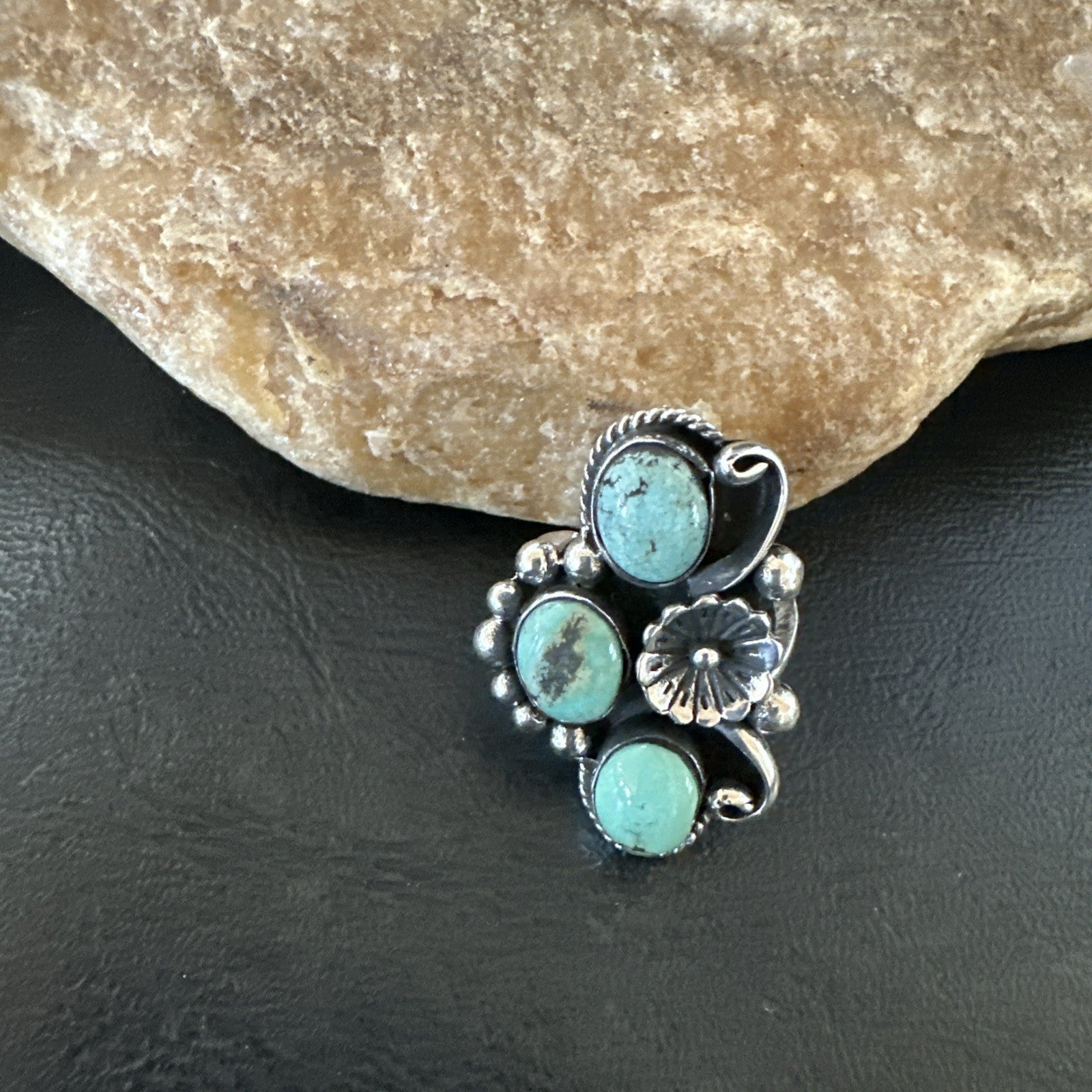 Yazzie Ring Green Turquoise Navajo Sterling Silver Cluster Size 8.5 19215
