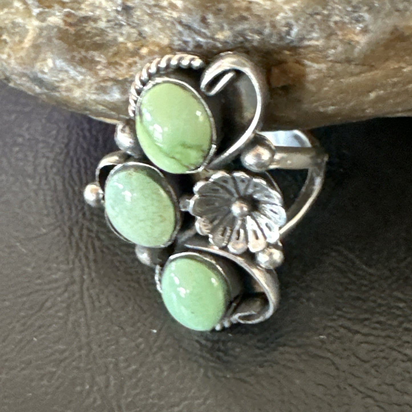 Yazzie Ring Green Turquoise Navajo Sterling Silver Cluster Size 8.5 19230