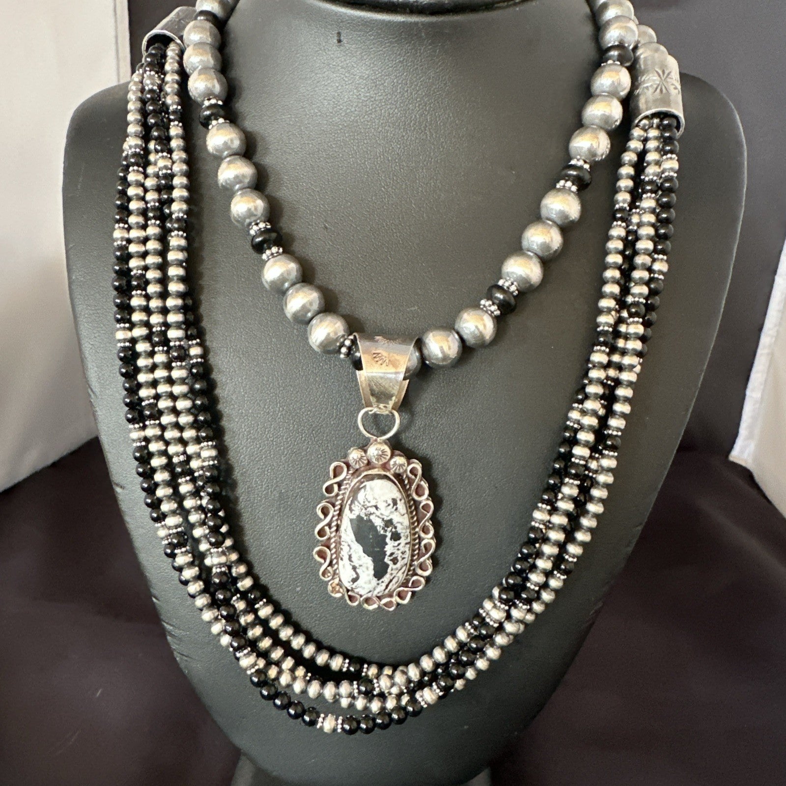 White Buffalo Black Onyx Sterling Silver Navajo Pearls Strand Necklace Set 19020