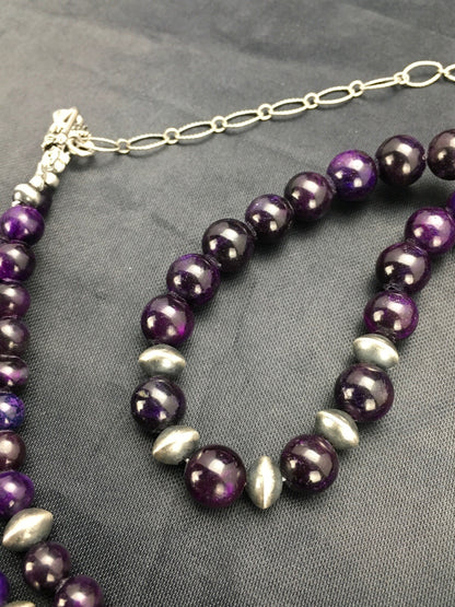 Purple Stone Round Bead Navajo Indian Sterling Silver Necklace 08110