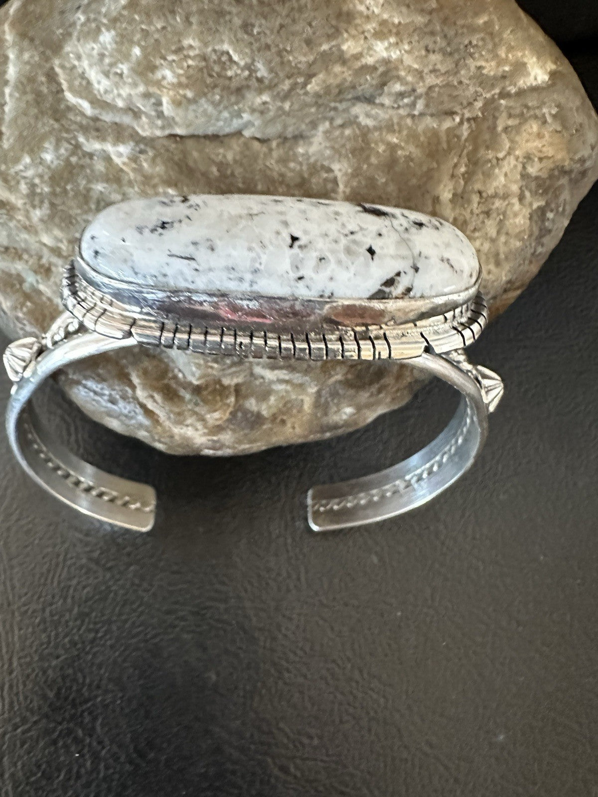 White Buffalo Turquoise Navajo Sterling Silver Cuff Bracelet 7" 19383