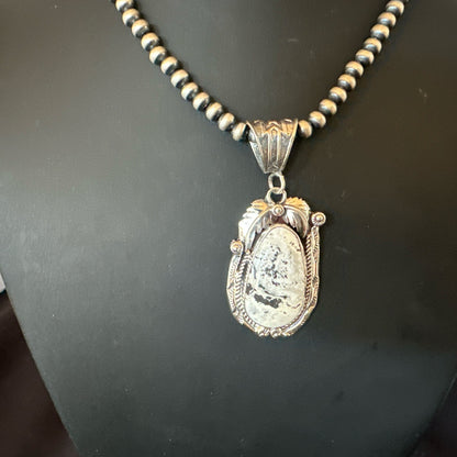 White Buffalo Turquoise Pendant Navajo Pearls Sterling Silver Necklace 19336