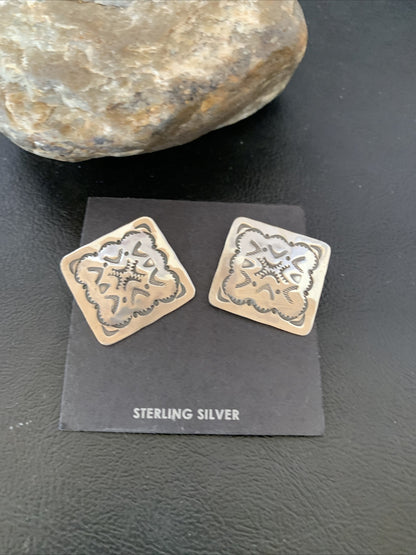 Womens Southwestern Sterling Silver Post Earrings 01655