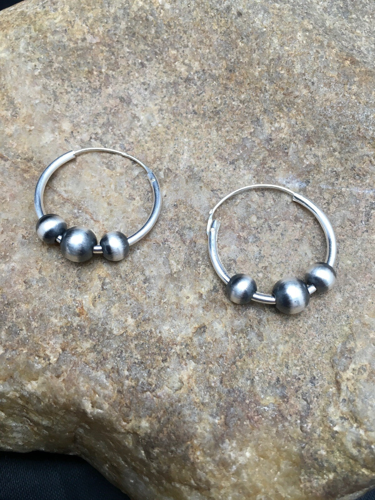 Native American Indian Hoop Sterling Silver Beads Earrings 3108
