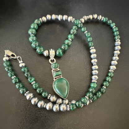 Womens Green Malachite Pendant Navajo Sterling Silver Necklace 18373