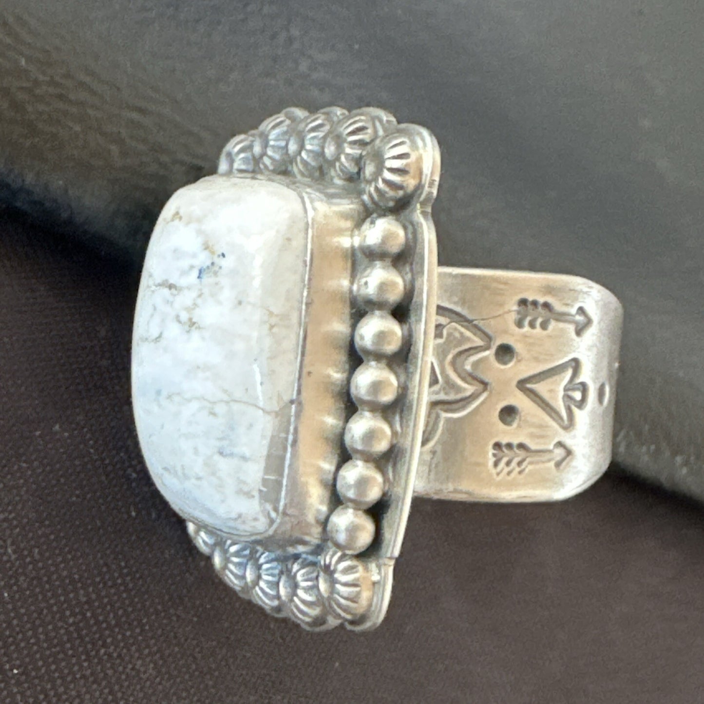 White Buffalo Turquoise Navajo Sterling Silver Ring Size 8 18776