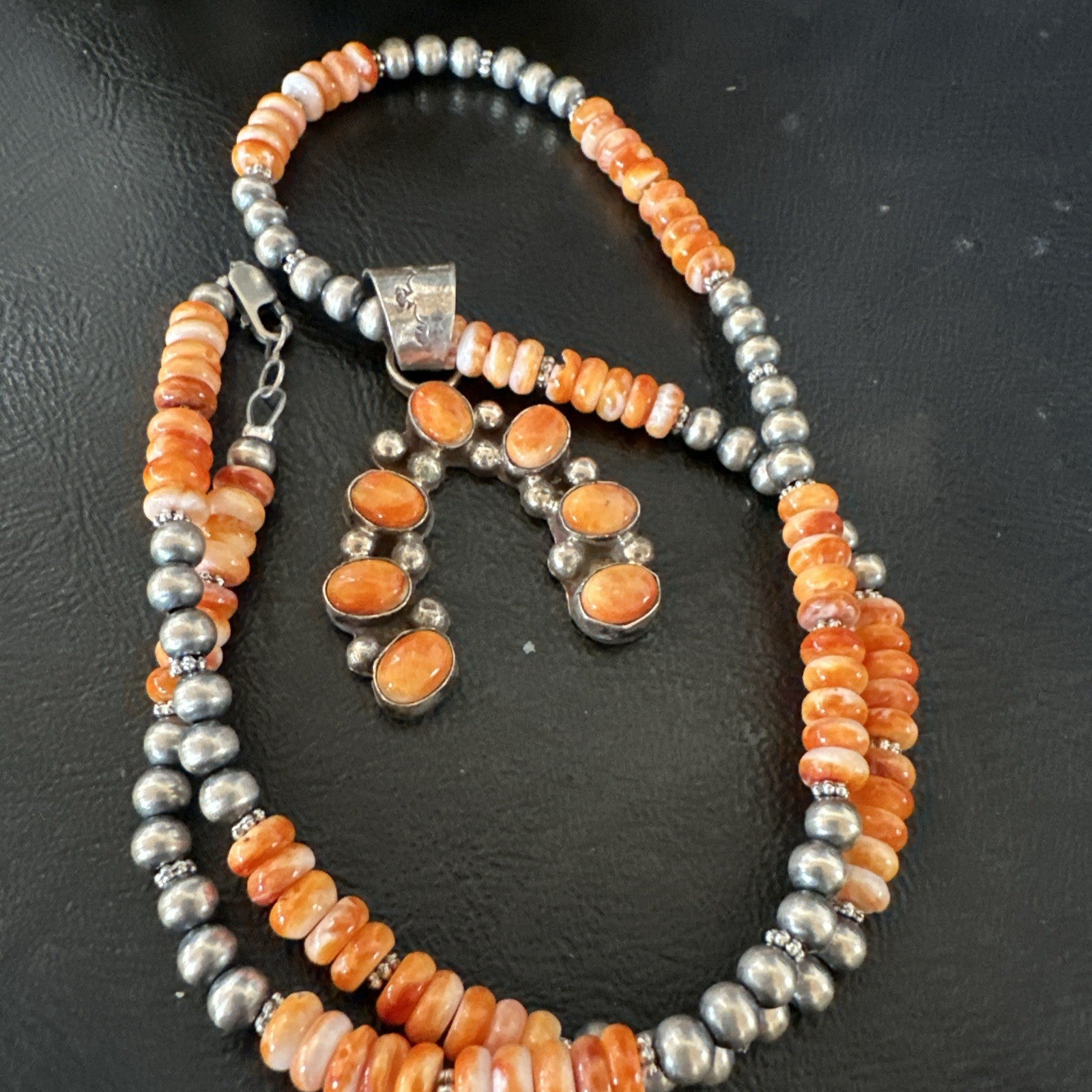 Navajo Pearls Sterling Necklace Orange Spiny Oyster Cluster Naja Pendant 19552