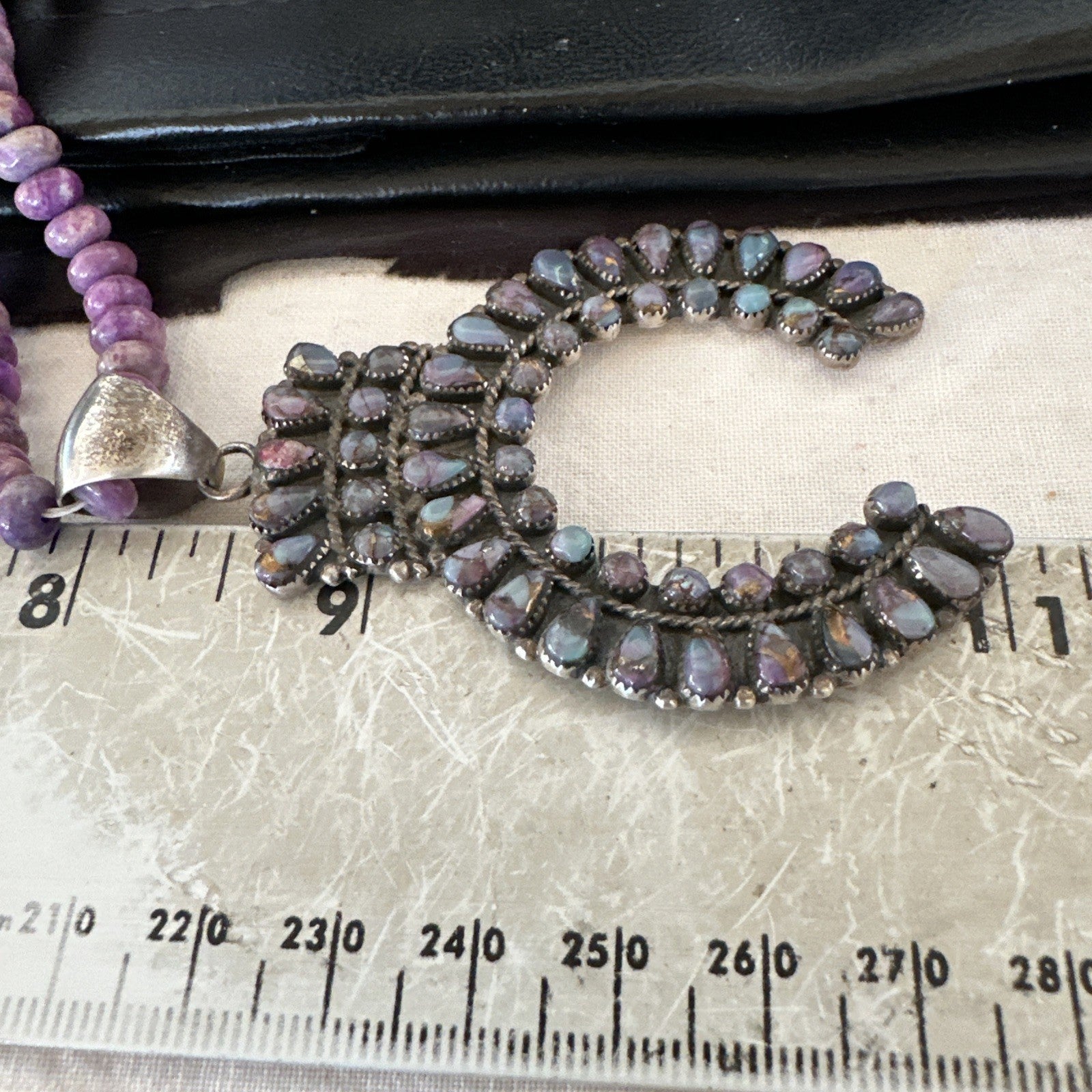 Old Pawn Purple Spiny Naja Sterling Silver Purple Stone Necklace 16” 19769