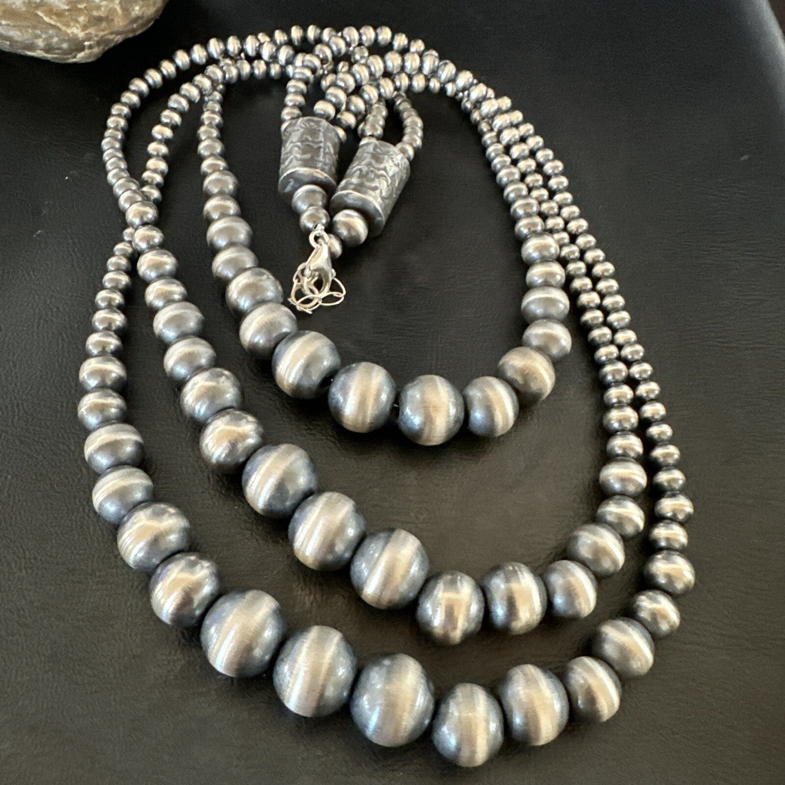 Mixed Bead Graduated Bib Sterling Silver Navajo Pearls Necklace 24” 3S 18239