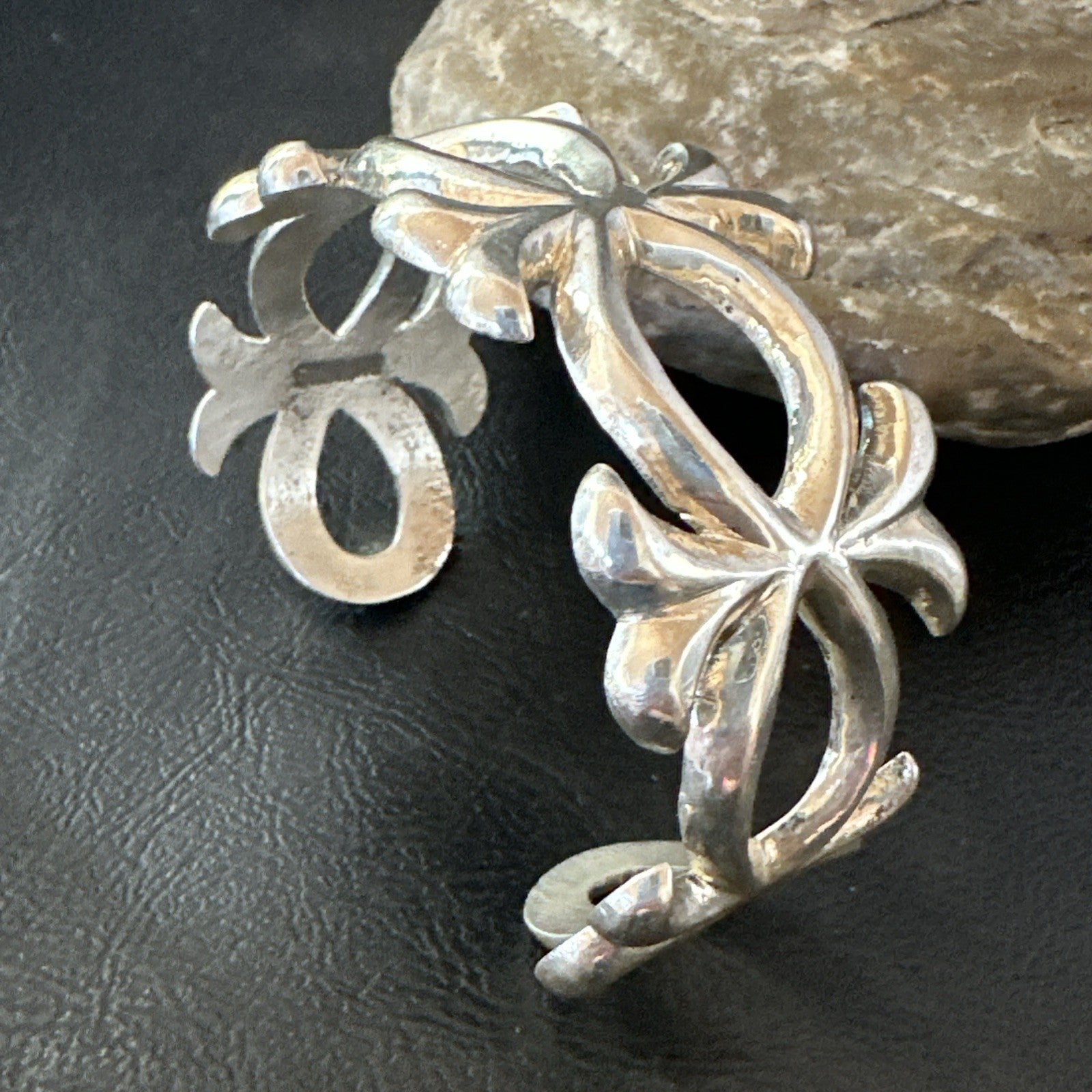 Tufa Cast Mens Womens Navajo Sterling Silver Cuff Bracelet 19689