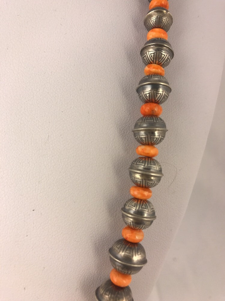 Spiny Oyster Navajo Bench Bead Sterling Silver Necklace 21" 95407