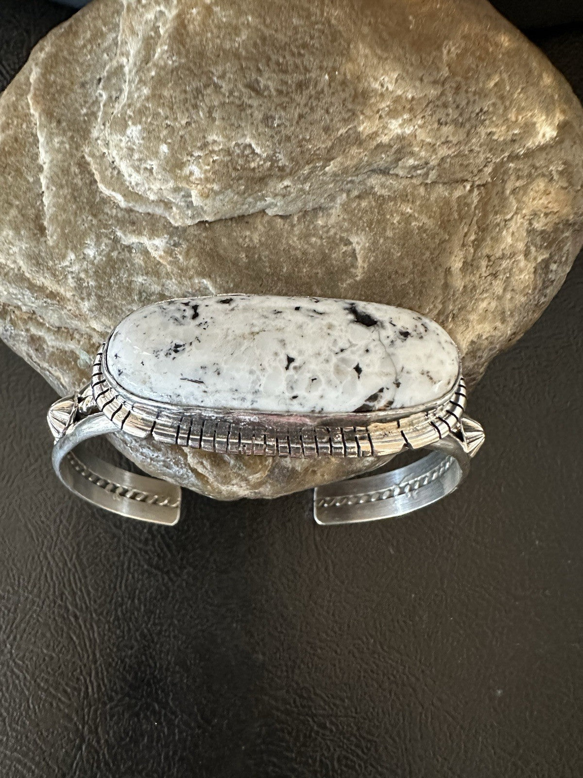 White Buffalo Turquoise Navajo Sterling Silver Cuff Bracelet 7" 19383