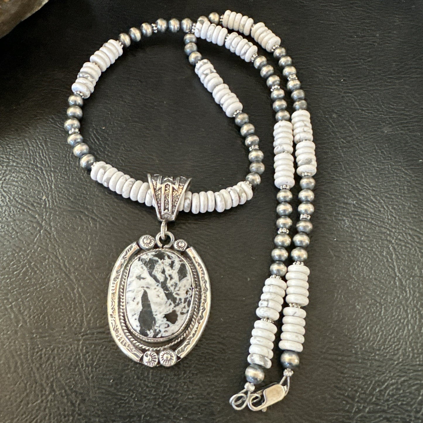 White Buffalo Turquoise Pendant Navajo Pearls Sterling Silver Necklace 20” 19499
