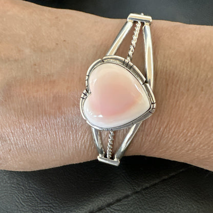 Heart Pink Conch Navajo American Sterling Silver Cuff Bracelet 7.25” 19282