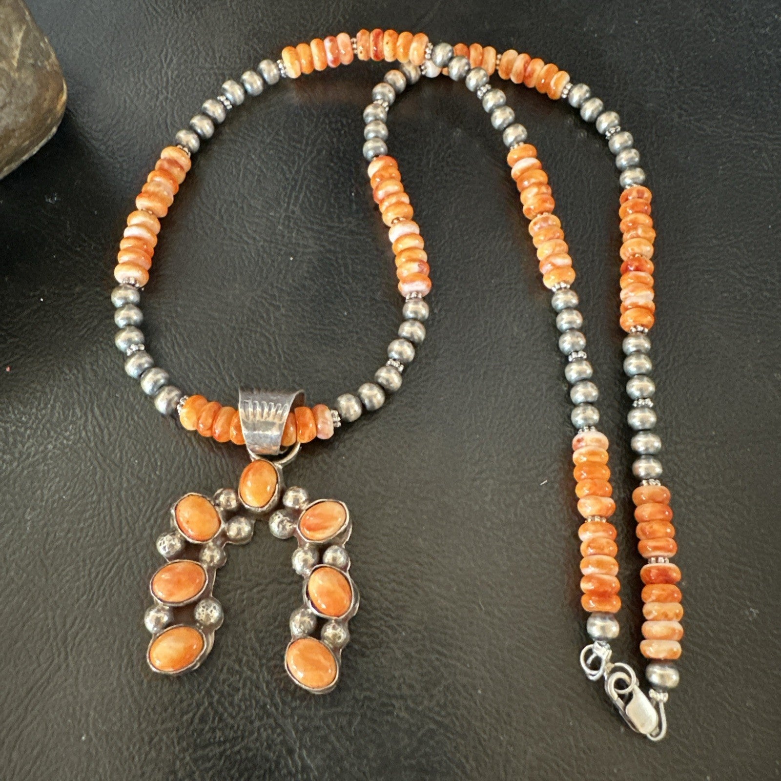 Navajo Pearls Sterling Necklace Orange Spiny Oyster Cluster Naja Pendant 19551